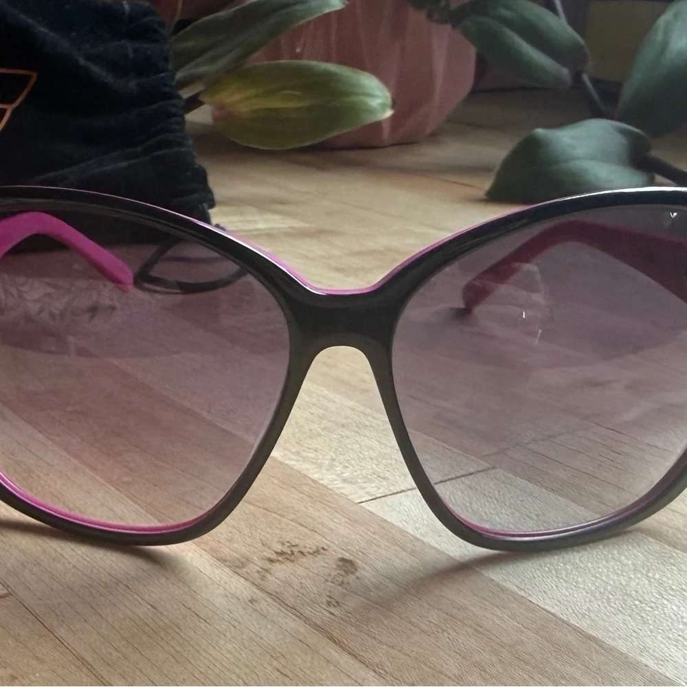 Bold Purple Women's Sunglasses - Picture 2 of 7